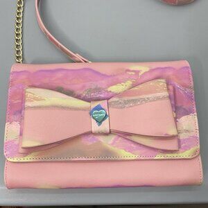 New Betsey Johnson Sunset Xodani Crossbody Bag Wallet Purse Bow Pink Colorful